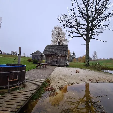 Hostel Uhtjaerve Uergoru Noiariik Antsla