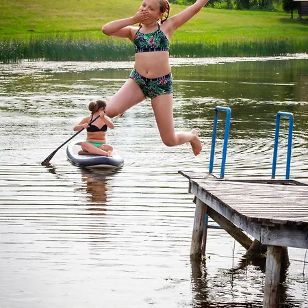 Hostel Uhtjaerve Uergoru Noiariik *