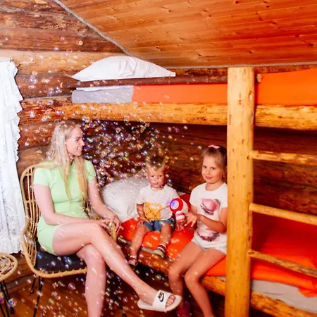 Uhtjärve ürgoru Nõiariik Hostal