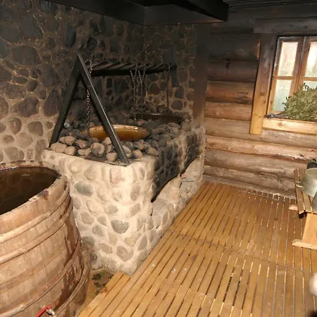 Hostal Uhtjärve ürgoru Nõiariik *