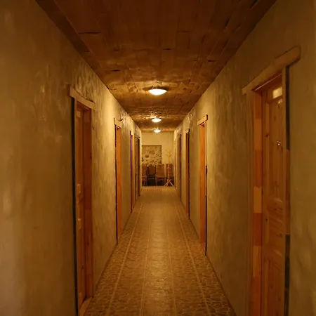 Uhtjaerve Uergoru Noiariik Hostel Antsla