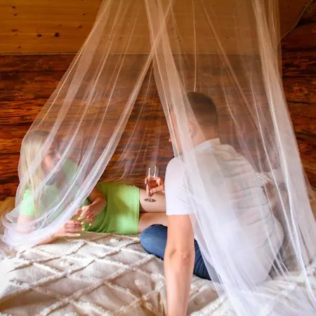 Uhtjaerve Uergoru Noiariik Hostel