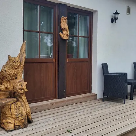 Uhtjärve ürgoru Nõiariik Hostal