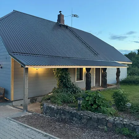 Uhtjaerve Uergoru Noiariik