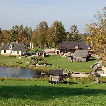 Hostel Uhtjaerve Uergoru Noiariik