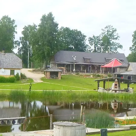 Uhtjaerve Uergoru Noiariik Hostel *