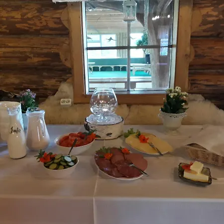 Hostel Uhtjaerve Uergoru Noiariik Antsla