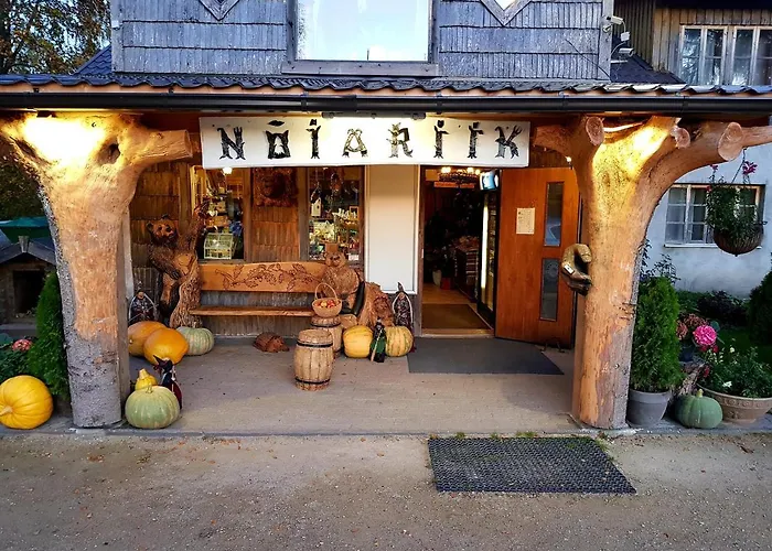 Uhtjaerve Uergoru Noiariik * Antsla