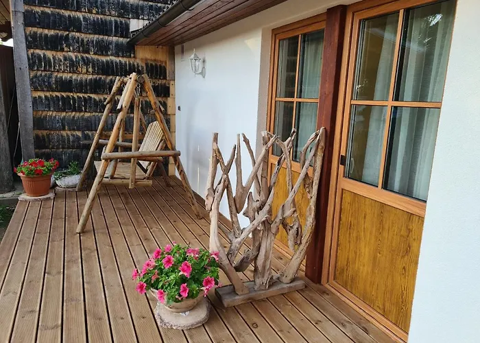 Uhtjaerve Uergoru Noiariik Hostel Antsla