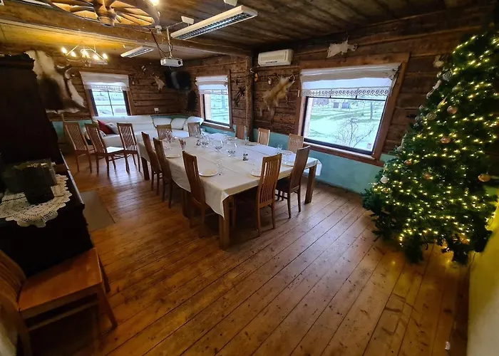 Uhtjaerve Uergoru Noiariik Hostel Antsla