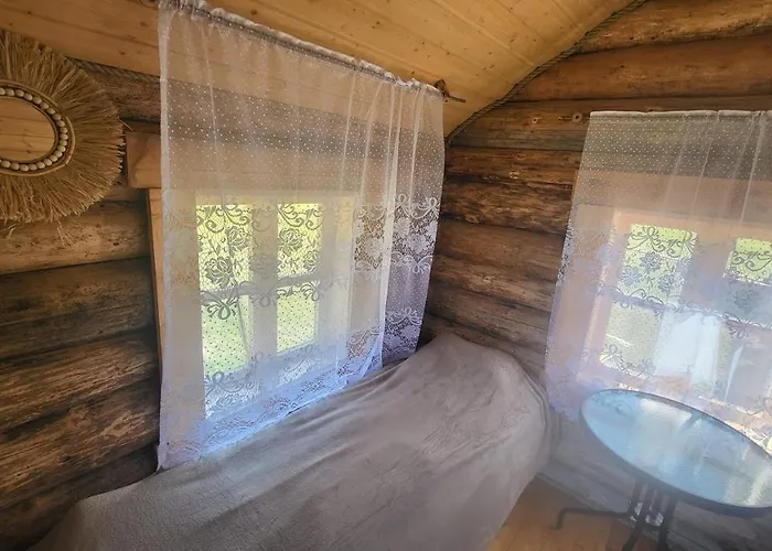 Uhtjaerve Uergoru Noiariik Hostel Antsla