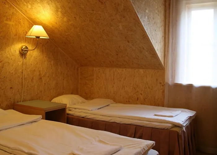 Uhtjaerve Uergoru Noiariik * Antsla