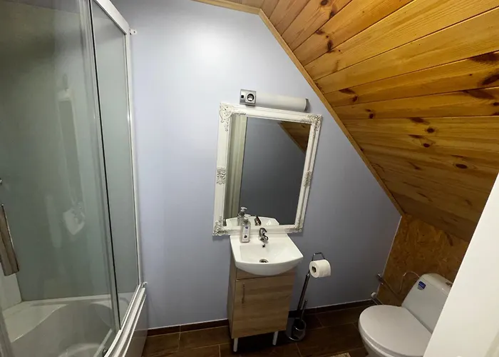 Hostel Uhtjaerve Uergoru Noiariik Antsla