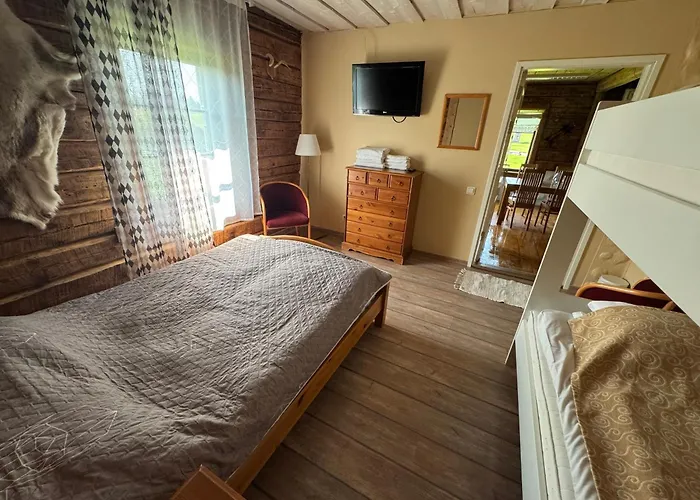 Hostel Uhtjaerve Uergoru Noiariik