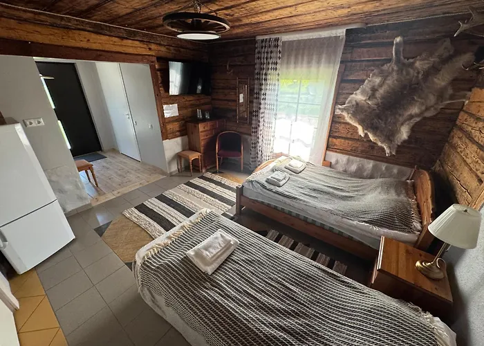 Uhtjaerve Uergoru Noiariik Hostel *